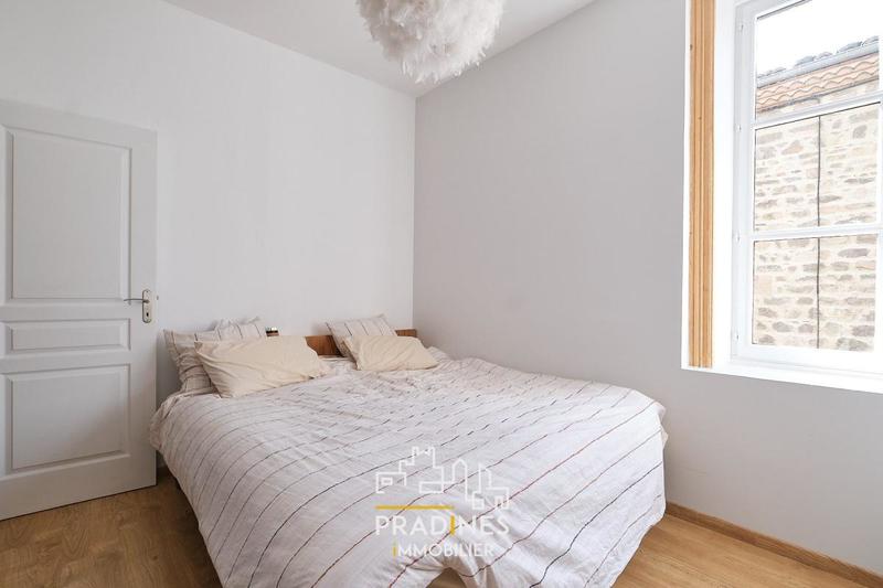 Appartement - 85 m² - 4 pièces