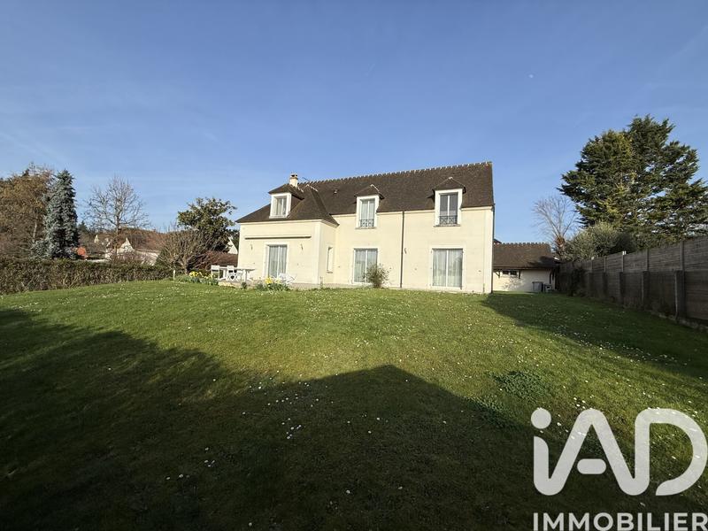 Maison - 226 m² - 7 pièces