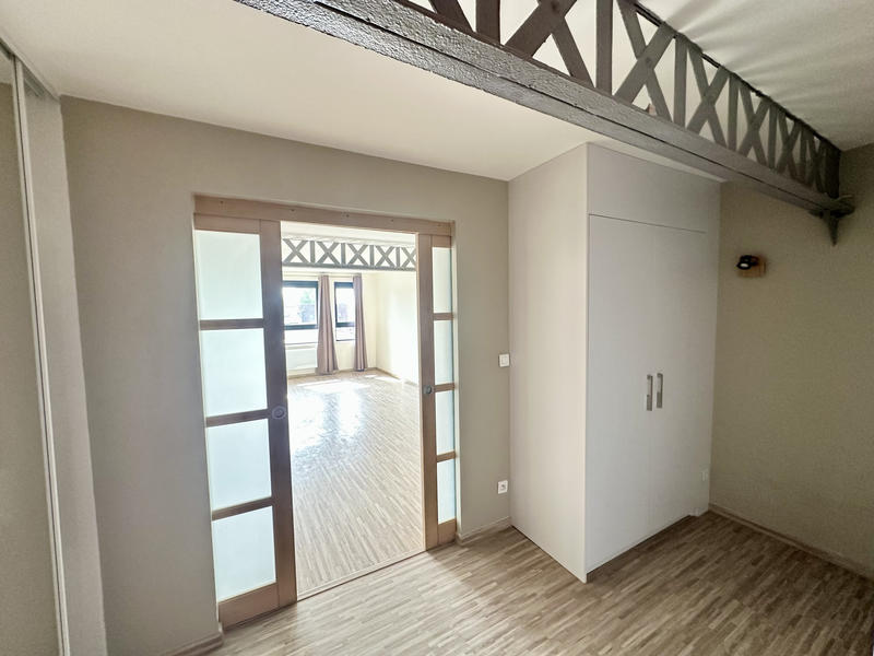 Appartement - 92 m² - 4 pièces