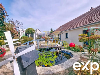 Maison - 230 m² - 8 pièces