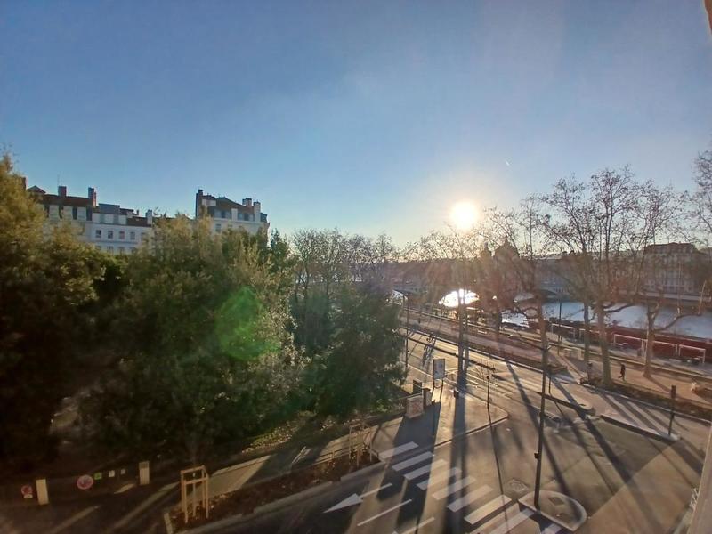 Appartement - 98 m² - 3 pièces