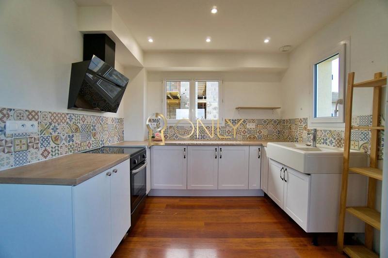 Maison - 98 m² - 4 pièces