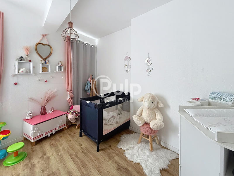 Immeuble - 200 m² - 10 pièces