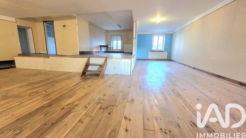 Maison - 282 m² - 10 pièces