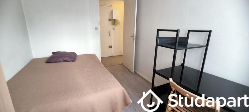 Chambre - 10 m² - 1 pièce