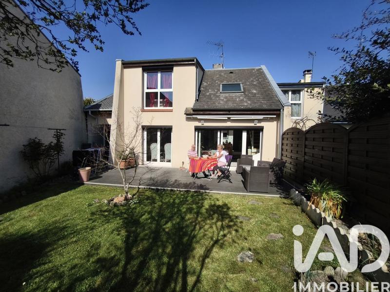 Maison - 89 m² - 5 pièces