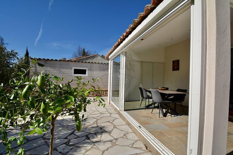 Maison - 95 m² - 4 pièces