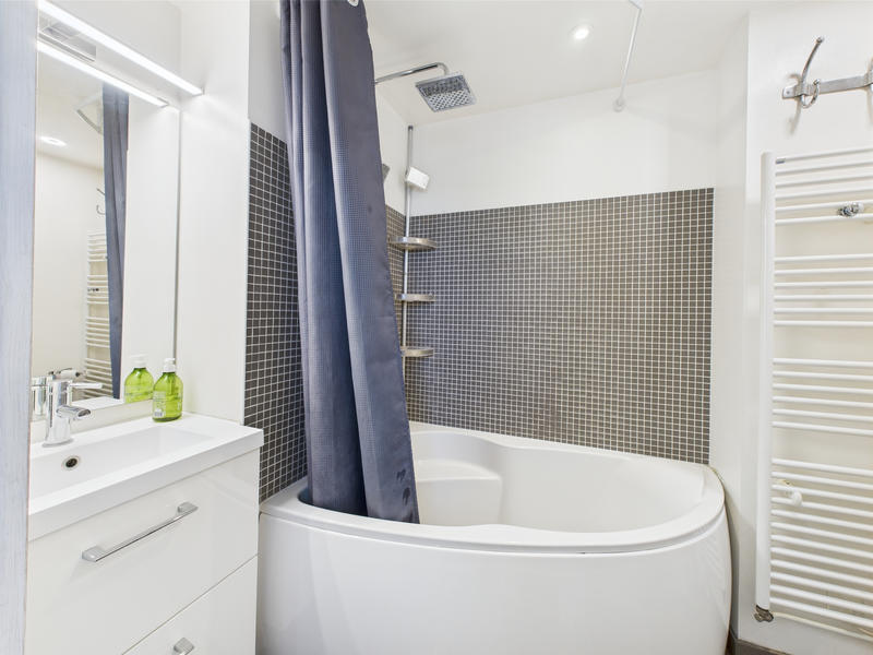 Maison - 203 m² - 8 pièces