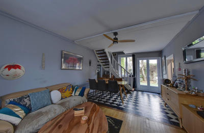 Maison - 95 m² - 5 pièces