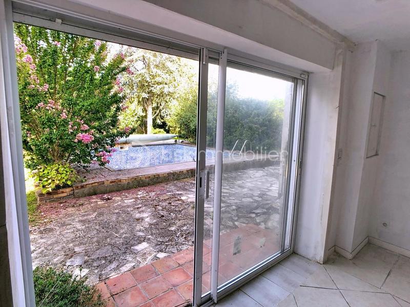 Maison - 182 m² - 8 pièces