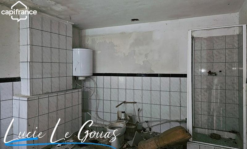 Maison - 300 m² - 6 pièces