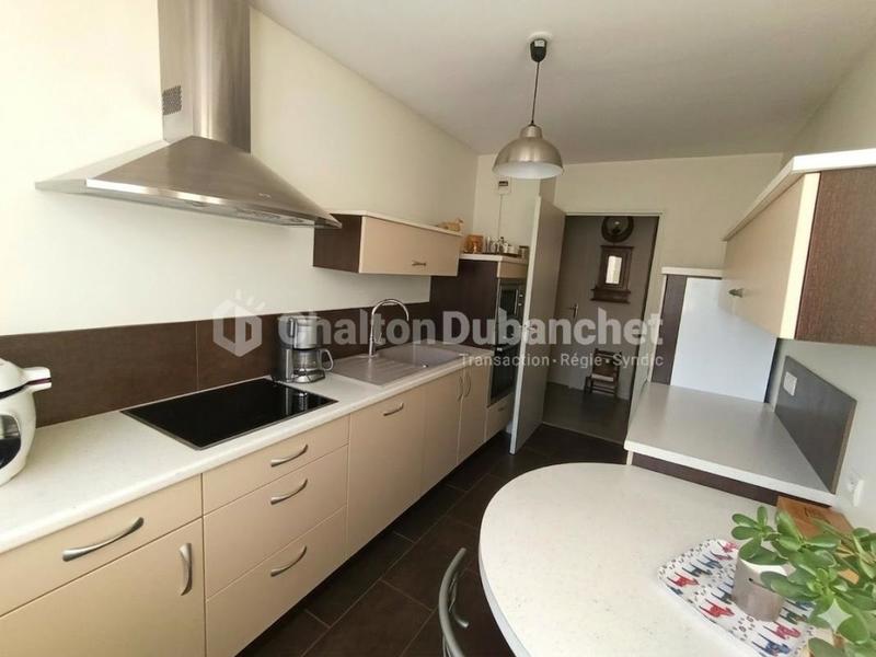 Appartement - 81 m² - 4 pièces