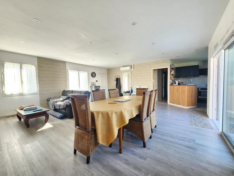 Maison - 97 m² - 4 pièces