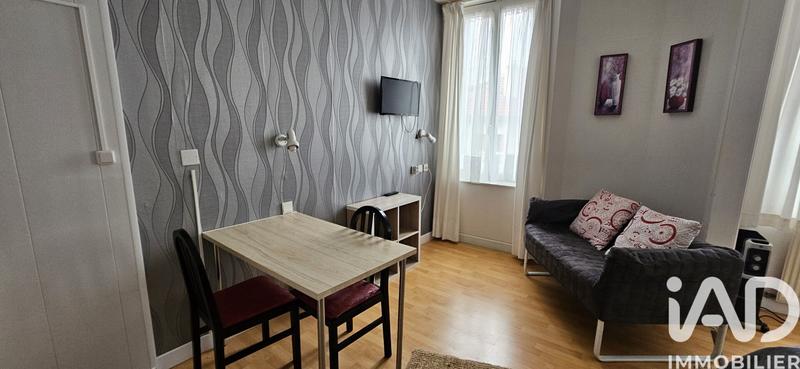 Maison - 356 m² - 15 pièces