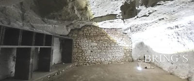 Mas - 300 m² - 5 pièces