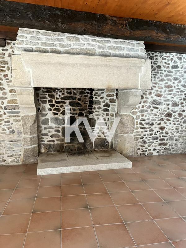 Maison - 306 m² - 9 pièces