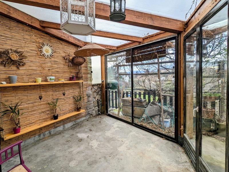 Maison - 180 m² - 8 pièces