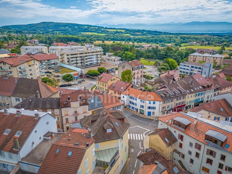 Maison de ville - 260 m² - 10 pièces