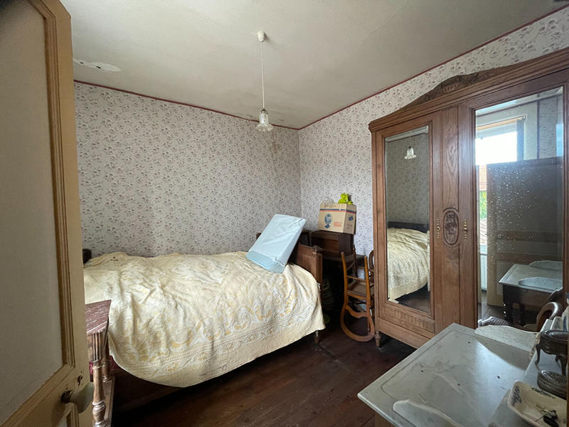 Maison - 97 m² - 5 pièces