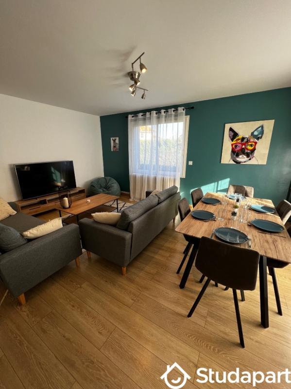 Chambre - 10 m² - 1 pièce