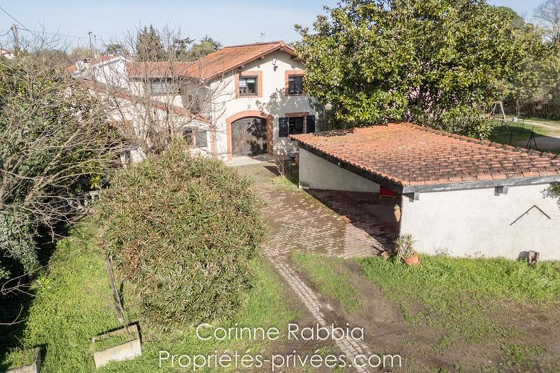 Maison - 180 m² - 6 pièces