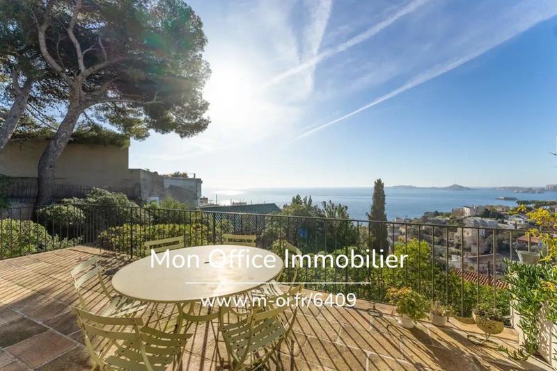 Maison - 195 m² - 6 pièces