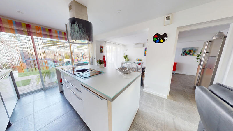 Maison - 161 m² - 5 pièces