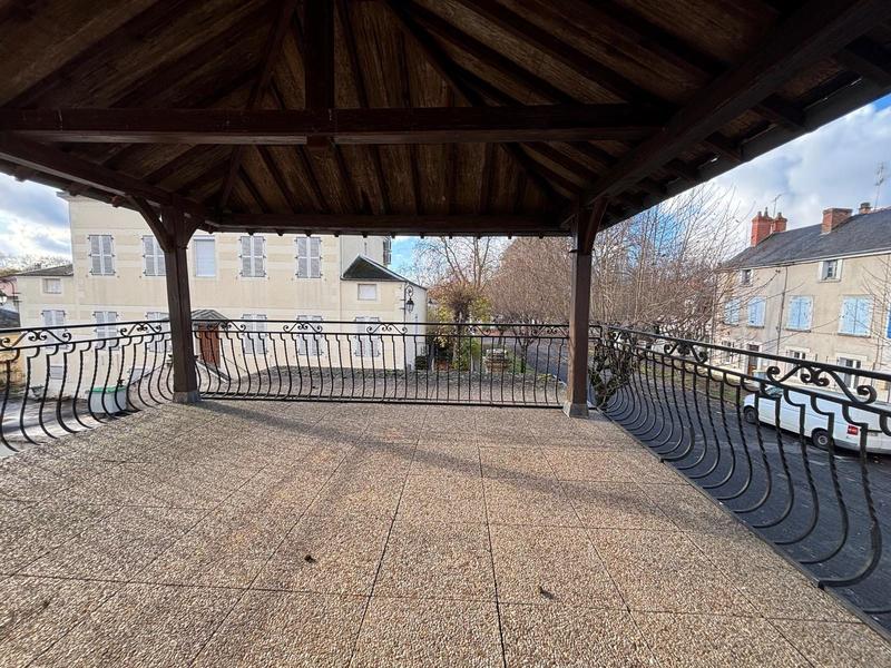 Maison - 150 m² - 7 pièces