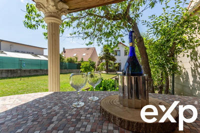 Maison - 191 m² - 9 pièces