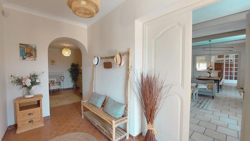 Propriété - 200 m² - 7 pièces