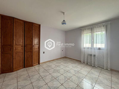 Maison traditionnelle - 80 m² - 4 pièces