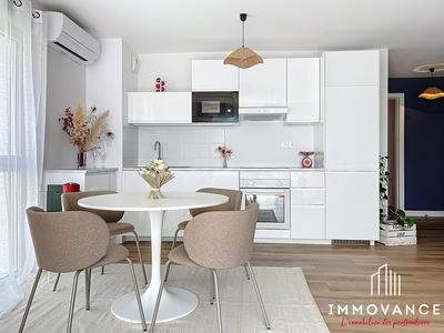 Appartement - 81 m² - 4 pièces