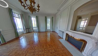 Appartement - 185 m² - 5 pièces