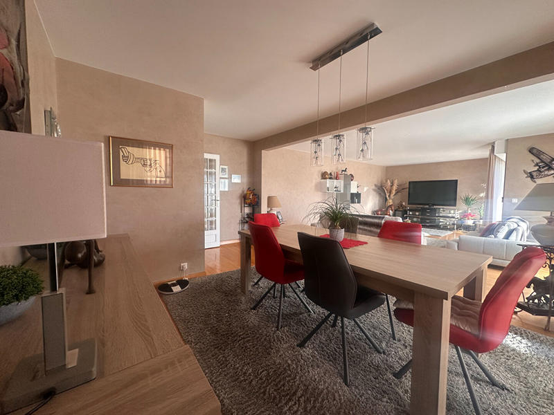 Appartement - 140 m² - 5 pièces
