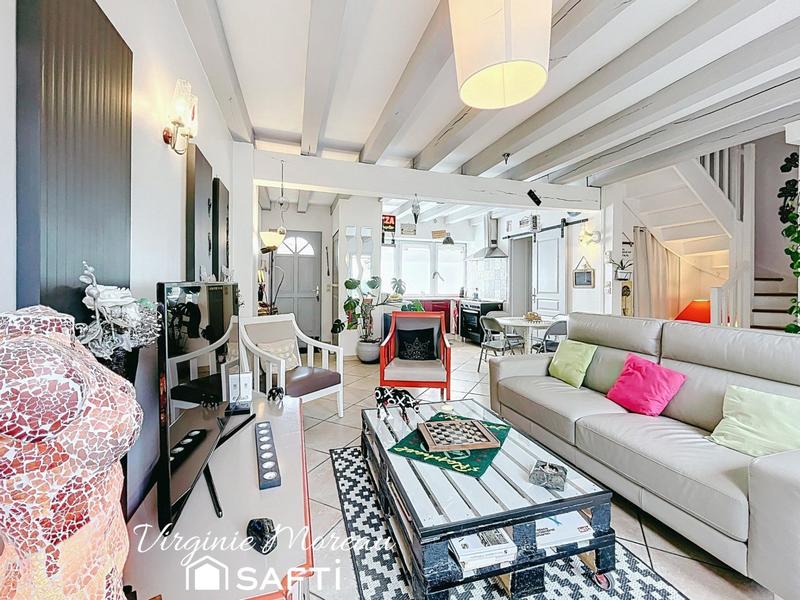 Maison - 96 m² - 6 pièces