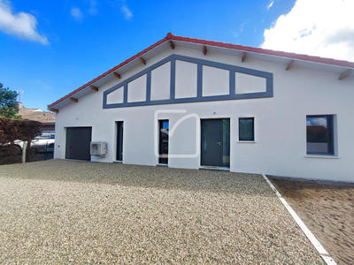 Villa - 150 m² - 5 pièces