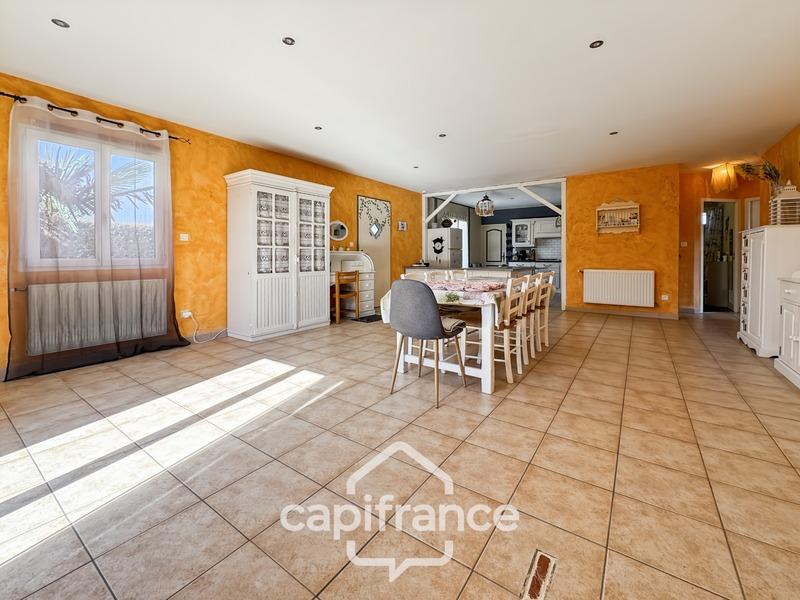 Maison - 101 m² - 5 pièces