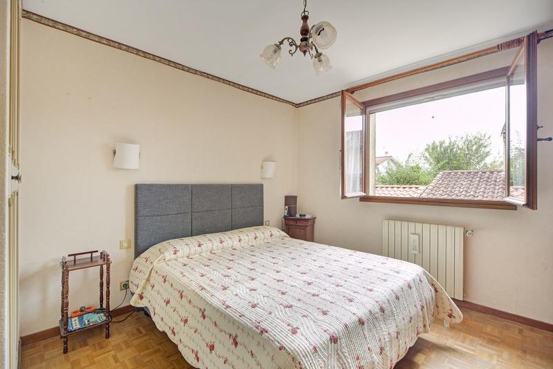 Villa - 210 m² - 10 pièces