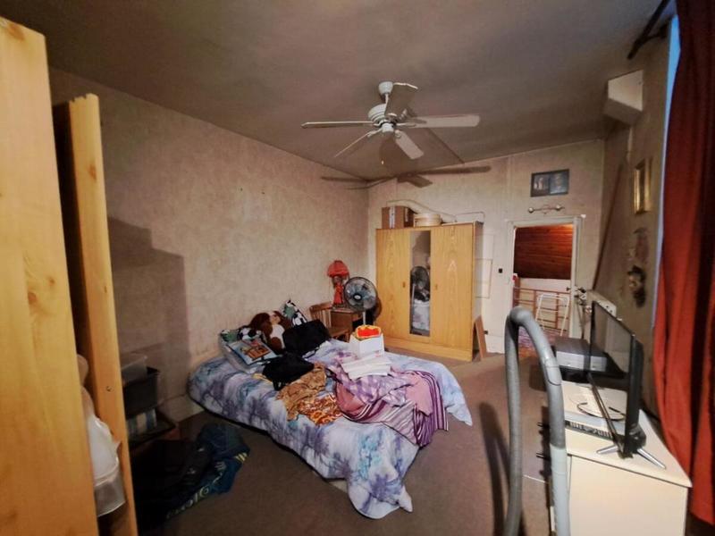 Maison de ville - 207 m² - 7 pièces