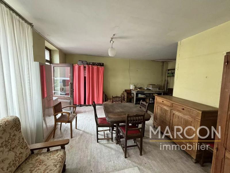 Maison - 149 m² - 8 pièces