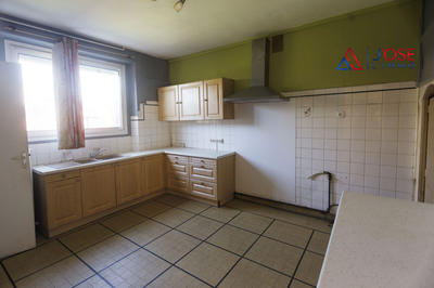 Maison - 195 m² - 7 pièces