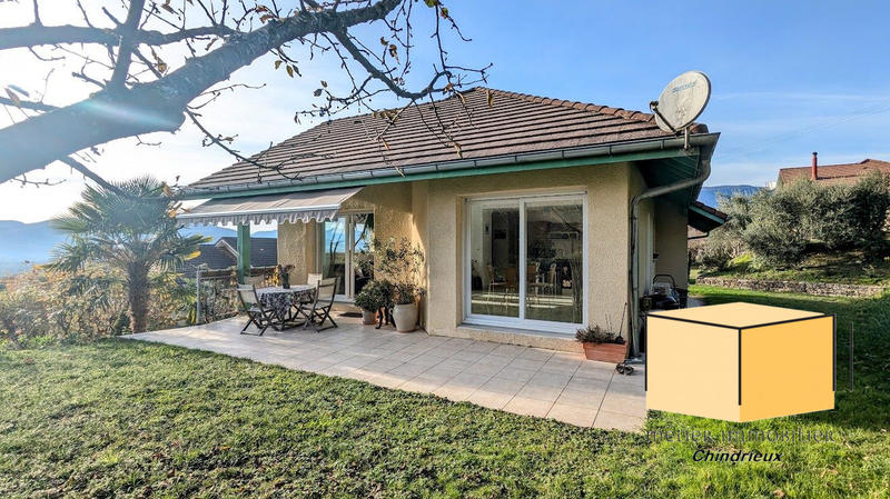 Maison - 97 m² - 5 pièces