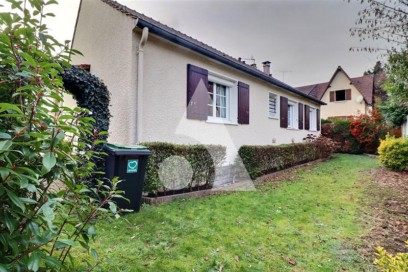 Maison - 94 m² - 5 pièces