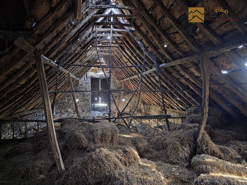 Maison ancienne - 295 m² - 1 pièce