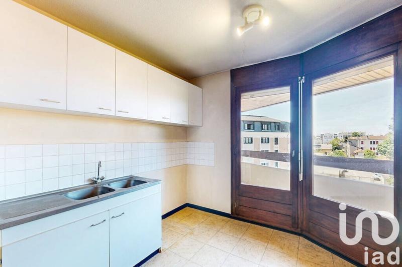 Appartement - 83 m² - 3 pièces