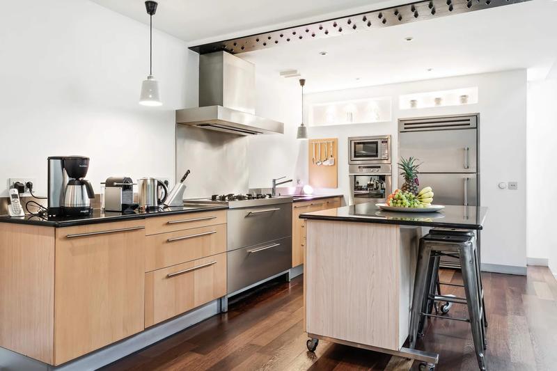 Appartement - 310 m² - 8 pièces