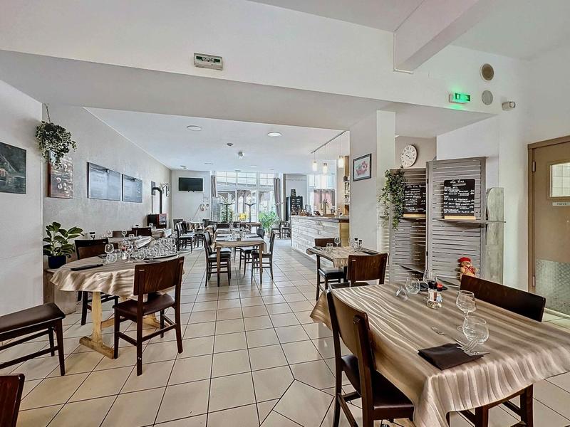 Immeuble - 300 m² - 10 pièces