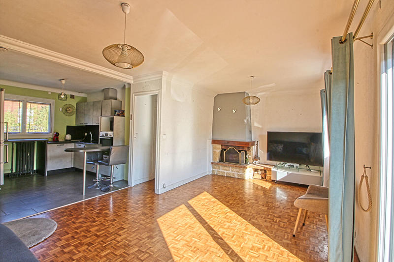 Maison - 75 m² - 5 pièces