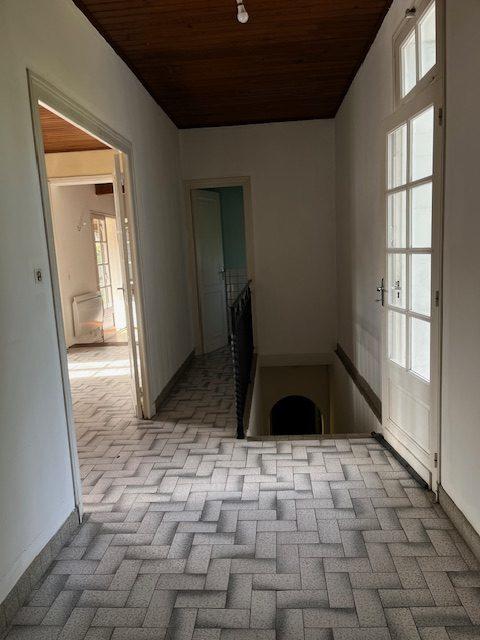 Maison - 500 m² - 10 pièces