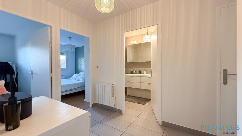 Appartement - 100 m² - 4 pièces